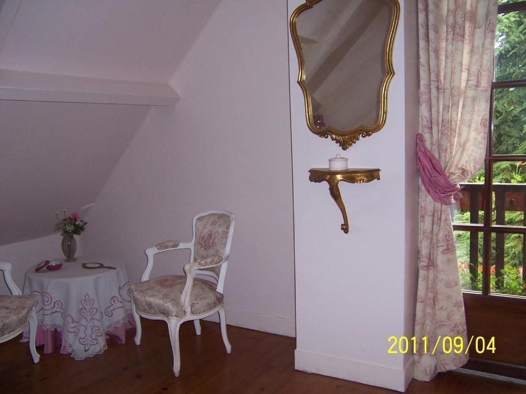 Aux Marguerites Villa Sainte-Genevieve-les-Gasny Стая снимка